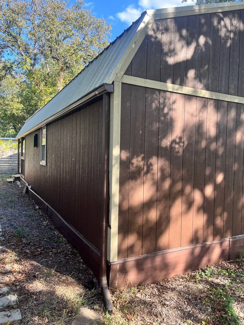 Premier Lofted Barn Cabin Conversion w/ Lofts, Full Bath & kitchenette